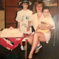 Вижте къде иска да живее МЕГЗ