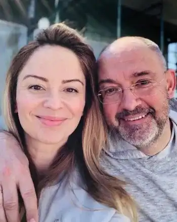 Вики от „Мастило“ чукана 40 в Париж