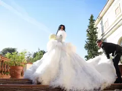Световно признание! Роклята на топ дизайнерката Евгения Борисова за сватбата на Цеци Красимирова предизвика световен фурор! (Снимки)