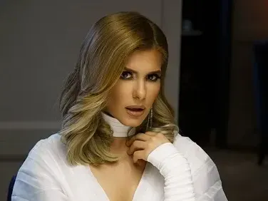 Анелия на детокс уикенд на морето