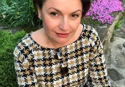 Ани Салич закъса за пари, разпродава имането си