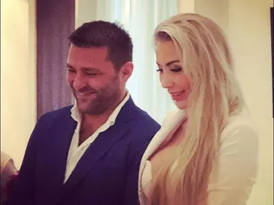 Антония Петрова празнува първа годишнина от сватбата (Показа нови снимки от церемонията)