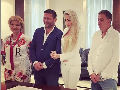 Антония Петрова празнува първа годишнина от сватбата (Показа нови снимки от церемонията)