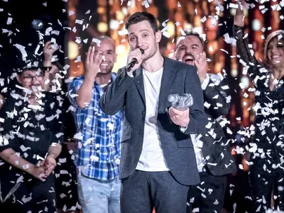 Атанас от „Гласът на България“ влага 50-те бона награда в данъци и музика