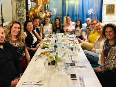 Черната Златка чукна 35 разведена