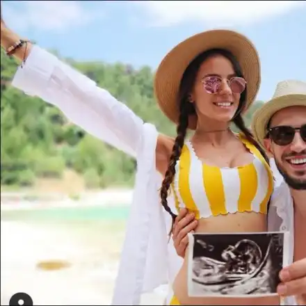 Честито! Теа и Наум Шопов чакат бебе