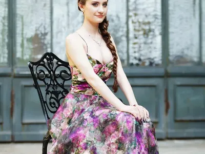 Дани Милев теглил заем за бала на щерка си