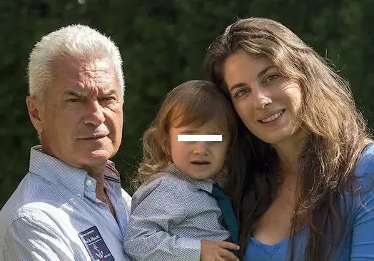 Деница избяга от Волен Сидеров