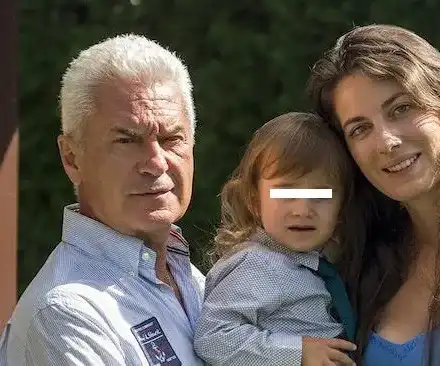 Деница избяга от Волен Сидеров