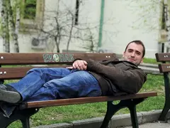 Драго Симеонов пътува с трамвая
