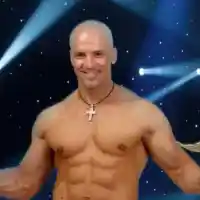 Енчо Керязов купи три апартамента