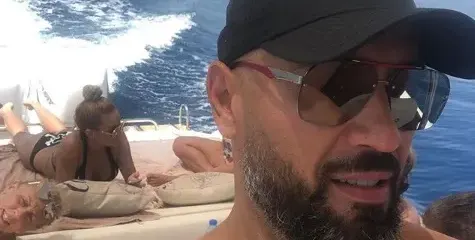 Яна и Петко на яхта без децата