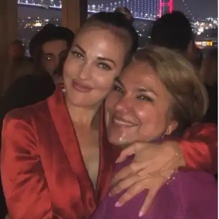 Канят Марта Вачкова да снима в Турция