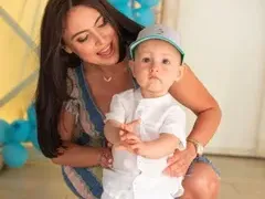 Клюкарката Лили празнува ЧРД на сина си