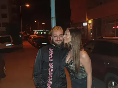 Криско прилапа Васи Инстаграма