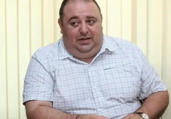 Любо Нейков готви нови \"Комици\"