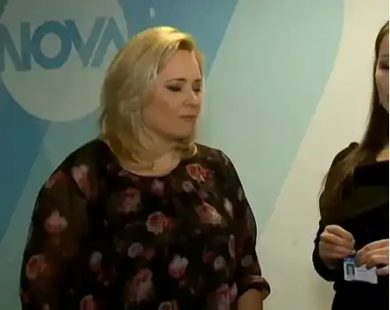 Лора Крумова напусна телевизията! Стана даскалка