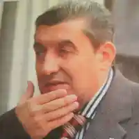 Лучано грохна, стана старец! (Папарашка снимка)