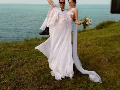 Луиза Григорова и Мартин Макариев празнуват 2 години брак на снимачната площадка