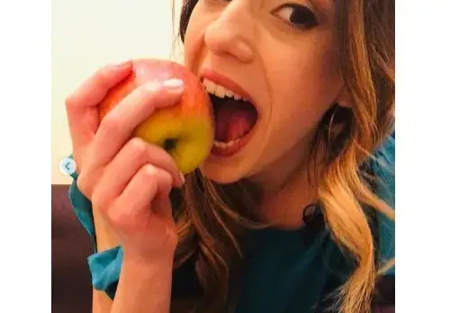 Луиза Григорова отслабва с ябълки