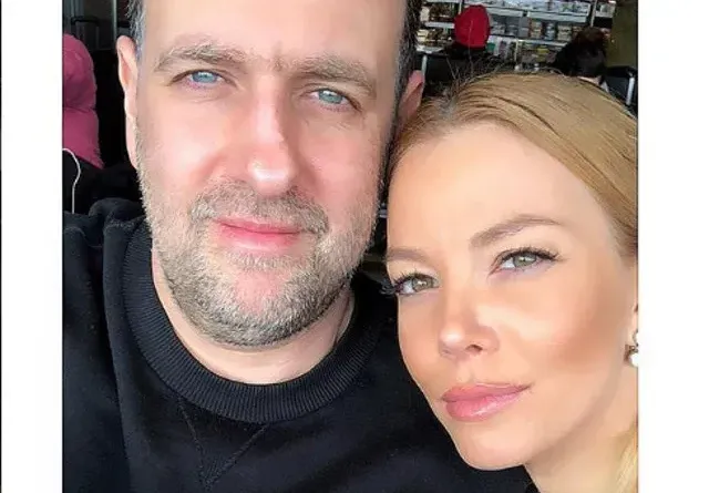 Мъжът на Емилия й дава акъл