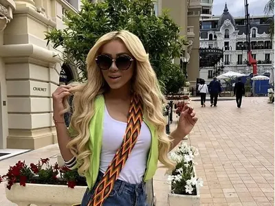 Нора Недкова купонясва в Монако