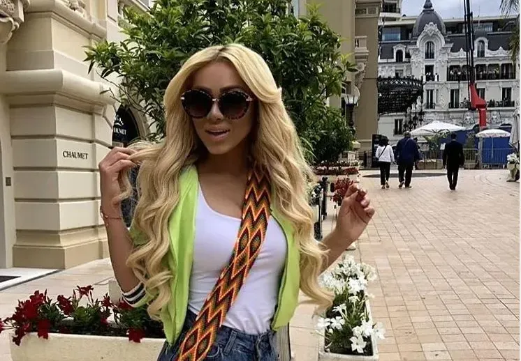 Нора Недкова купонясва в Монако