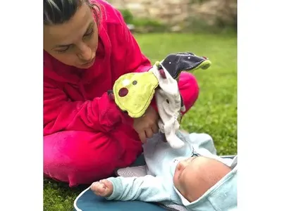 Поли Генова показа бебето