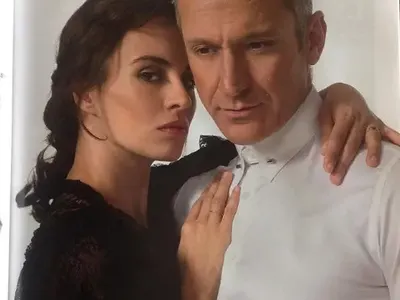 Радина и Деян правят второ бебе на морето