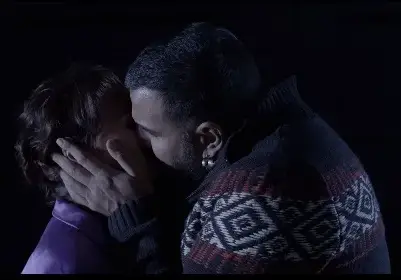 Рут Колева пристана на Азис! Двамата заровиха томахавките