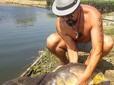 Стефан на Гала се похвали с голяма риба