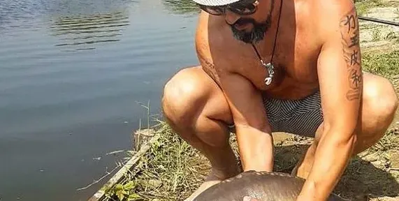 Стефан на Гала се похвали с голяма риба