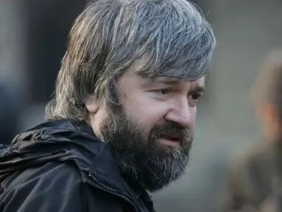 Теди Москов гроги след три постановки (Излиза във ваканция с внуците)