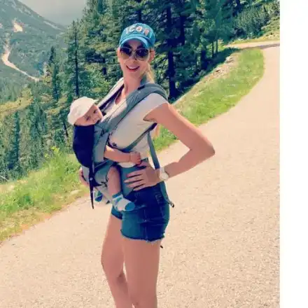 Тоца имала най-бялото бебе!