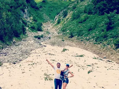 Тоца изкачи връх Вихрен с бебето