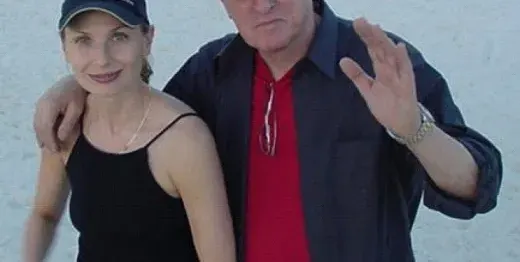 Ваня Цветкова с имоти за 300 бона от мъжа си