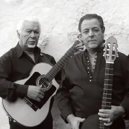 Загубиха 4 китари на Джипси Кингс на летище „София“! Изпълнителите останаха и без сценичните си костюми