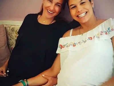 Алекс Раева се глези с тортички