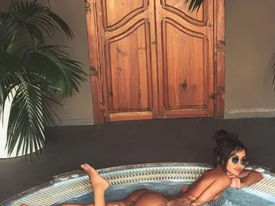 Биляна Дол мъсти на Валери Божинов със снимки без дрехи