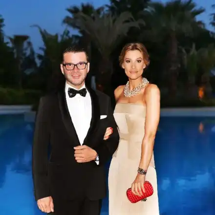 Д-р Енчев се развежда с Теди Велинова, тя не знае