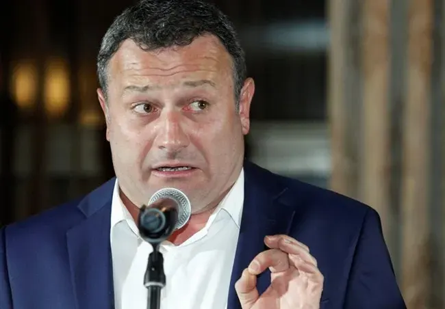 Димитър Рачков заряза Халваджиян (Комикът не иска да се хаби в халтури)