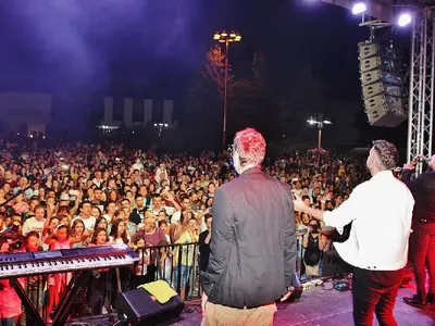 Дуетите между Графа и Слаткаристика, Графа и Next Time предизвикаха истински фурор пред хилядната публика в Банско