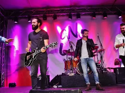 Дуетите между Графа и Слаткаристика, Графа и Next Time предизвикаха истински фурор пред хилядната публика в Банско