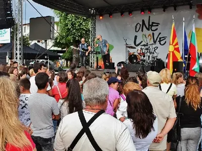 Дуетите между Графа и Слаткаристика, Графа и Next Time предизвикаха истински фурор пред хилядната публика в Банско