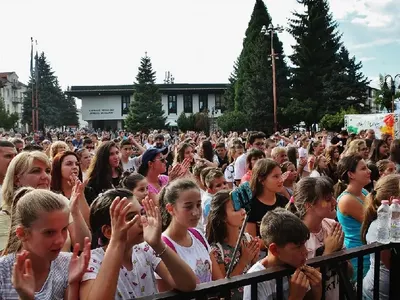 Дуетите между Графа и Слаткаристика, Графа и Next Time предизвикаха истински фурор пред хилядната публика в Банско