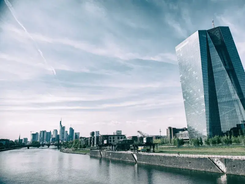 ЕЦБ ще се включи в прайда във Франкфурт