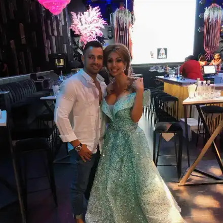 Джулиана Гани най-сетне се разведе! (Вижте каква изненада й готви Илиян в Мексико)