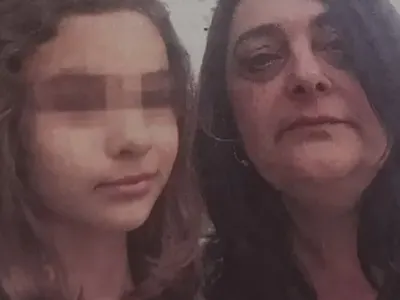 Ето я най-вярната жена на Слави! (СНИМКА в галерия)