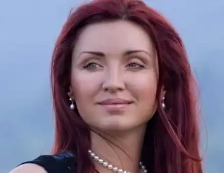 Галка от „Каризма“ чака бебе от чернокож