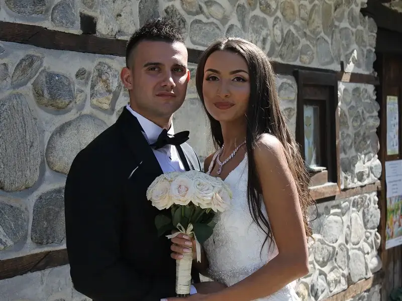 Година след сватбата: Правнучката на Ванга се развежда